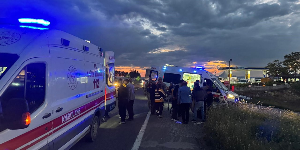 Şanlıurfa’da motosiklet şarampole devrildi