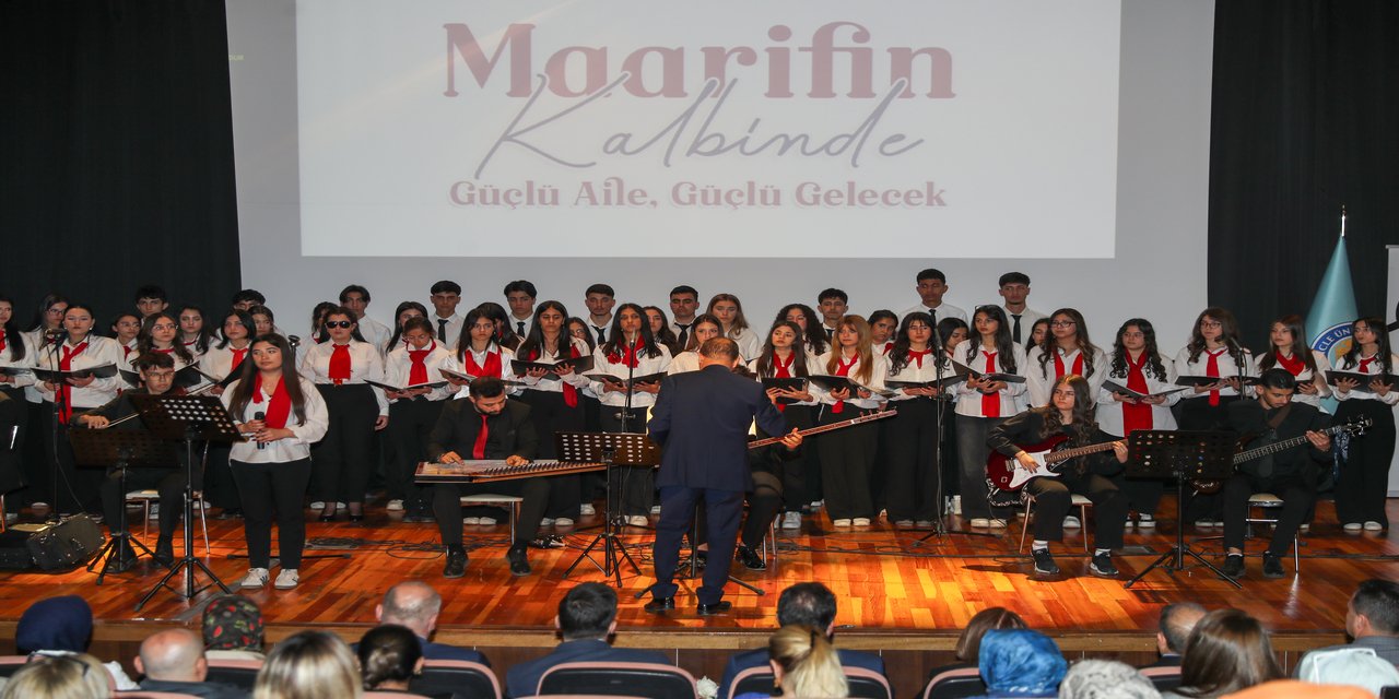 Diyarbakır'da "Maarifin Kalbinde Güçlü Aile, Güçlü Gelecek" programı düzenlendi