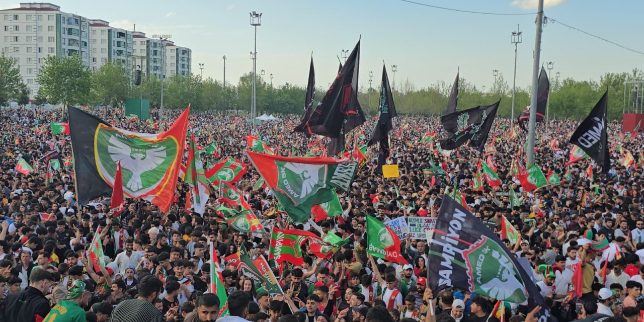 Amedspor şampiyonluk kutlaması: Yıllardır bugünü bekliyorduk