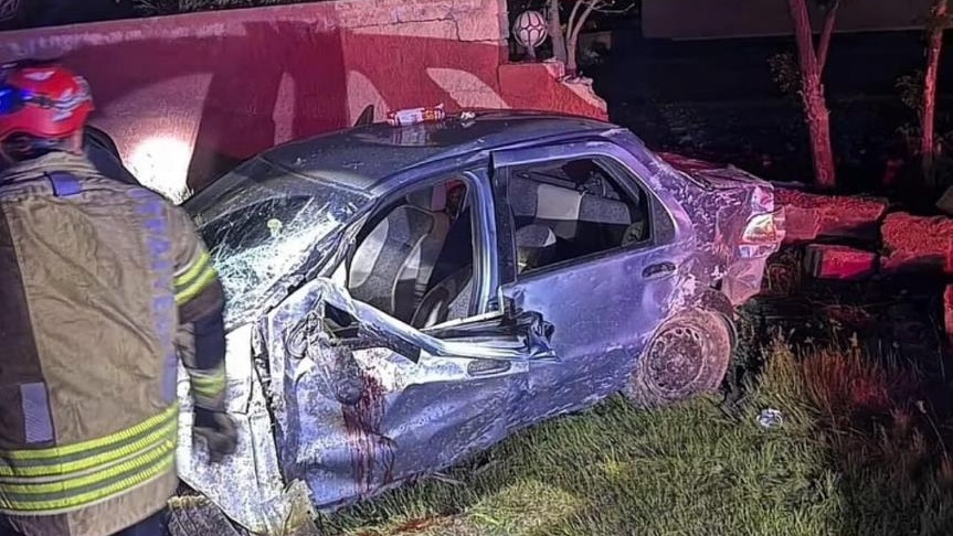 Aynı otomobilde bulunan 4 kız kardeş kaza geçirdi: 1 ölü