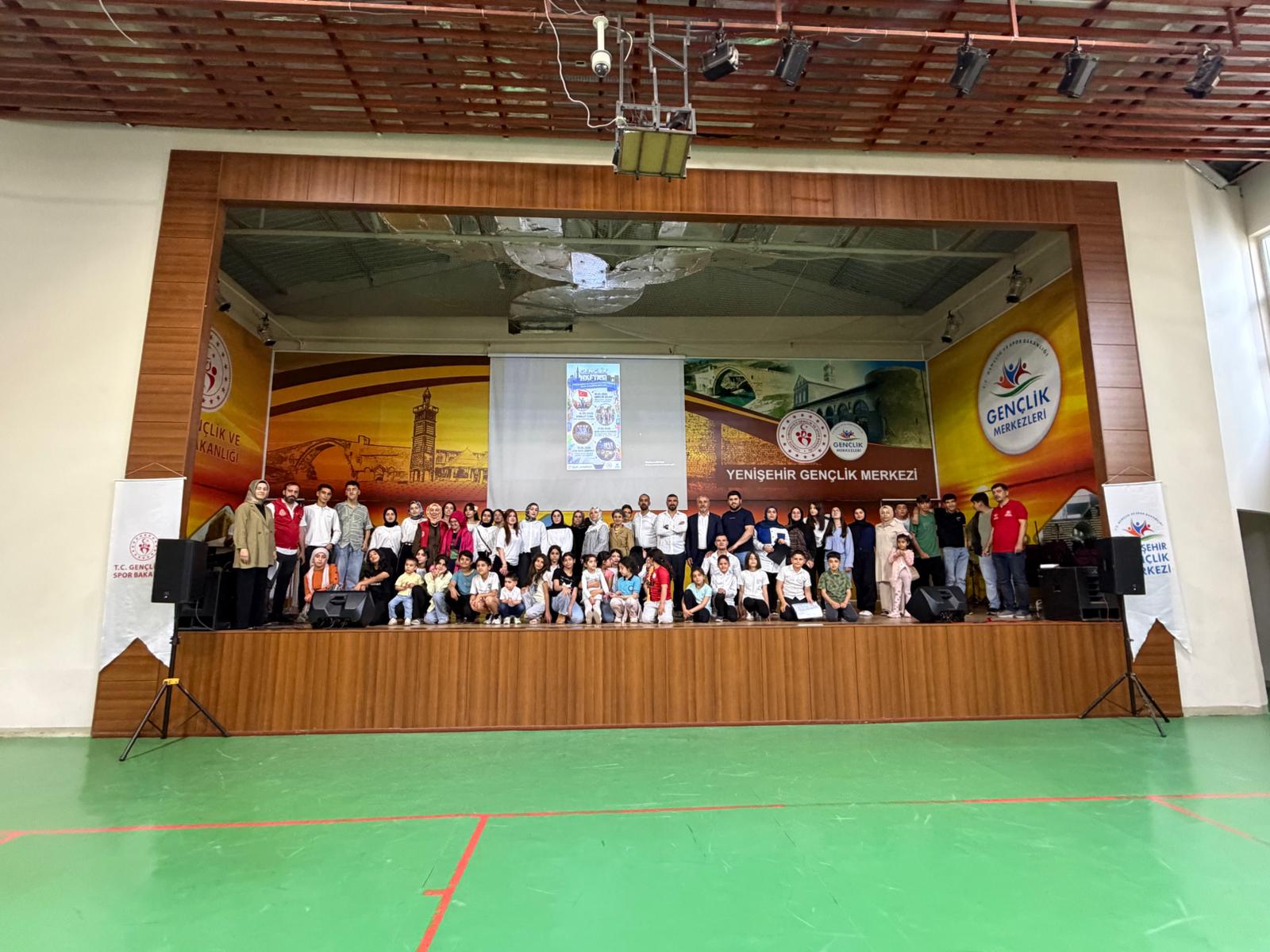 Diyarbakır'da Gençlik Haftası kapsamında etkinlik düzenlendi