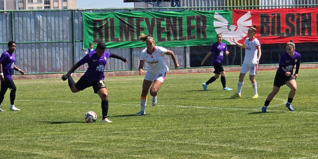 Amedspor evinde Galatasaray’a mağlup oldu