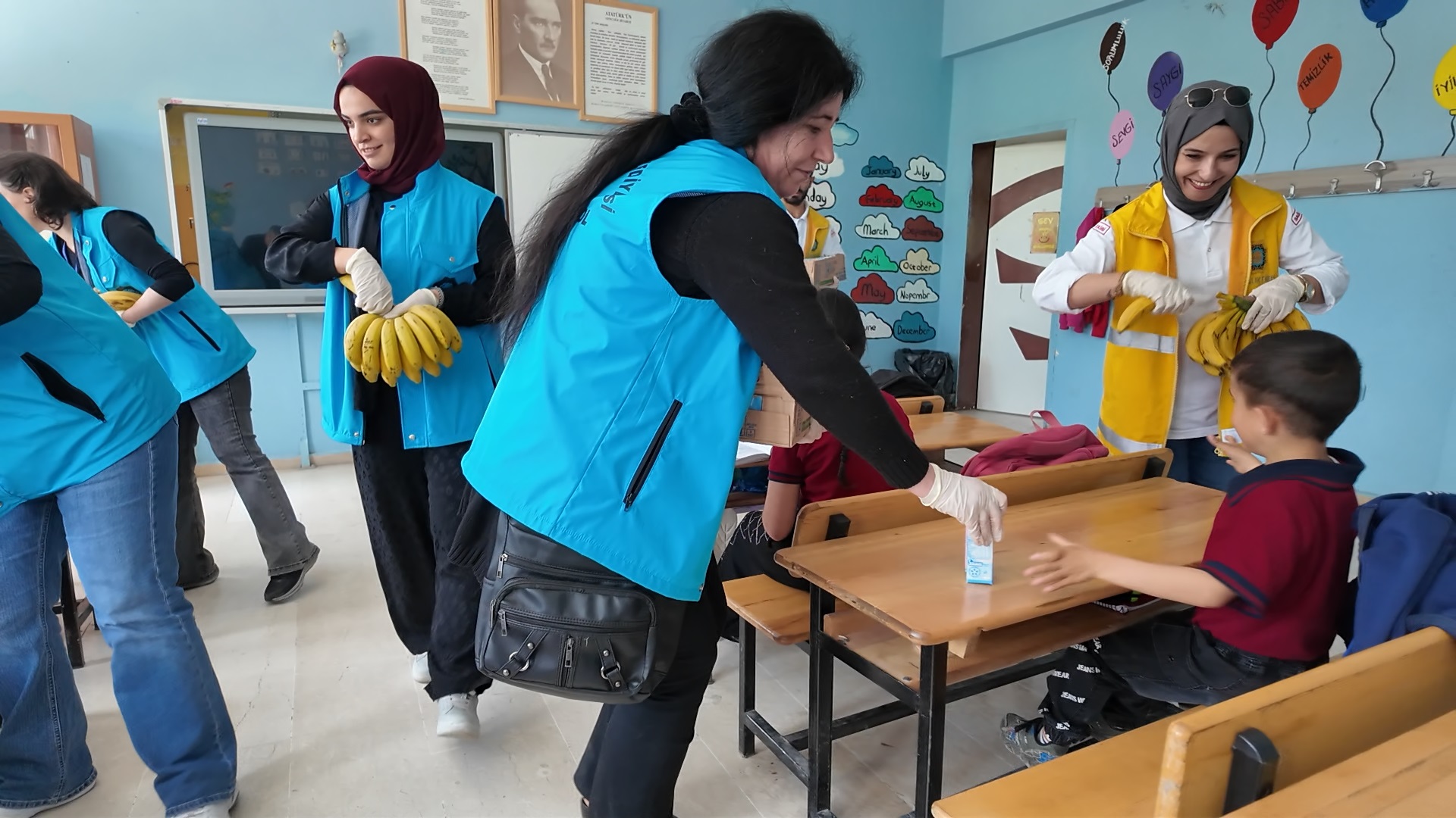 Dünya Süt Haftası’nda öğrencilere süt dağıtıldı