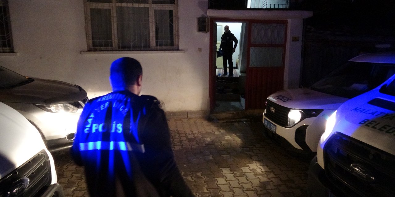 43 yaşındaki kişi evinde ölü bulundu
