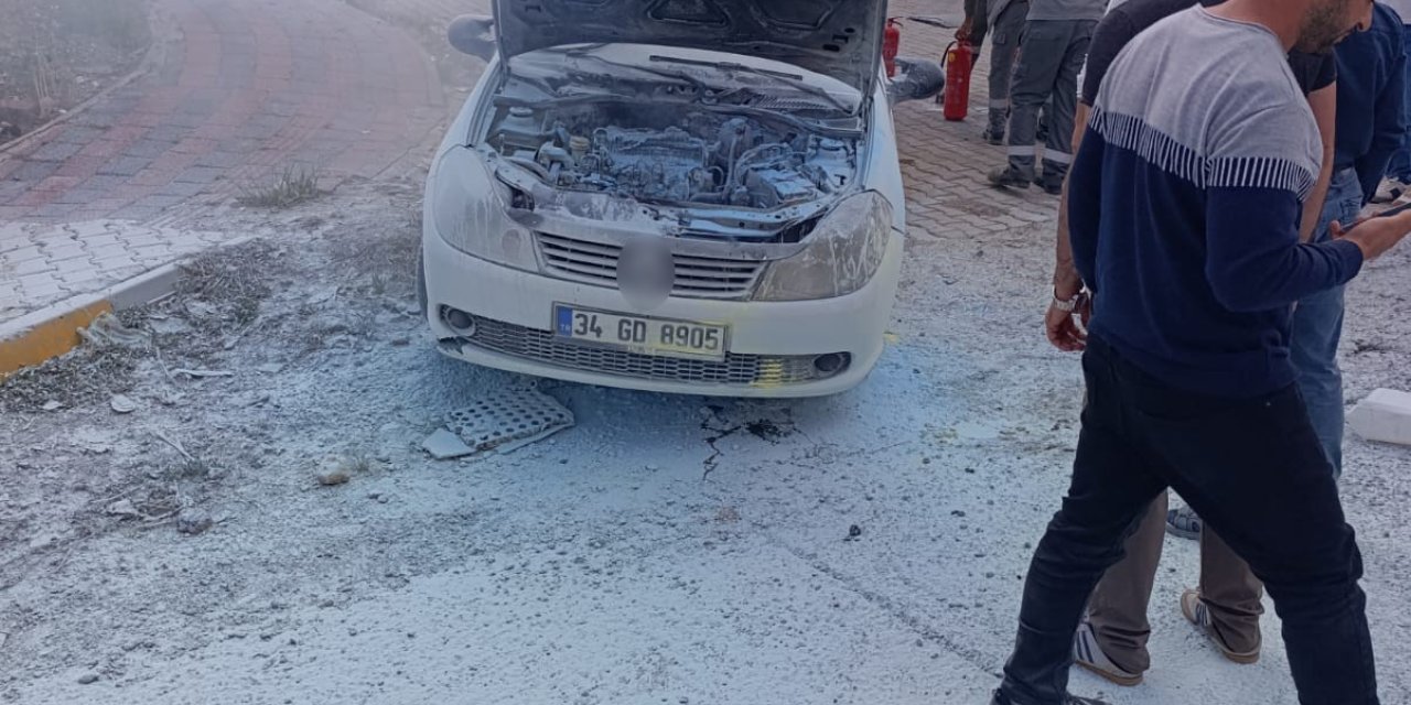 Diyarbakır'da sehir halinde araç alev aldı