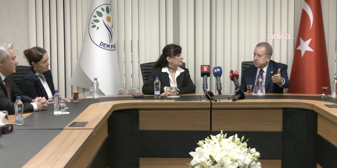 Bayramlaşma: MHP, DEM Parti'yi ziyaret etti