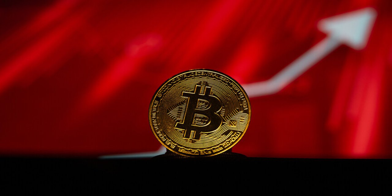 Bitcoin geriledi