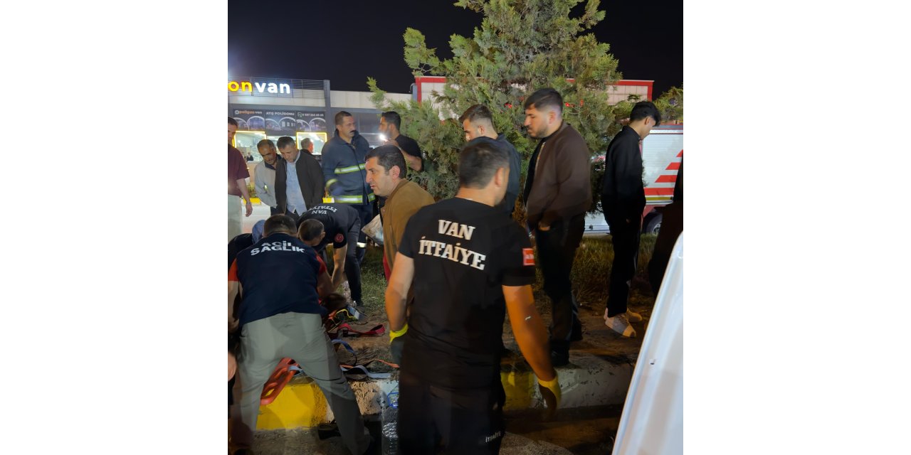 İki otomobil çarpıştı: 8 yaralı