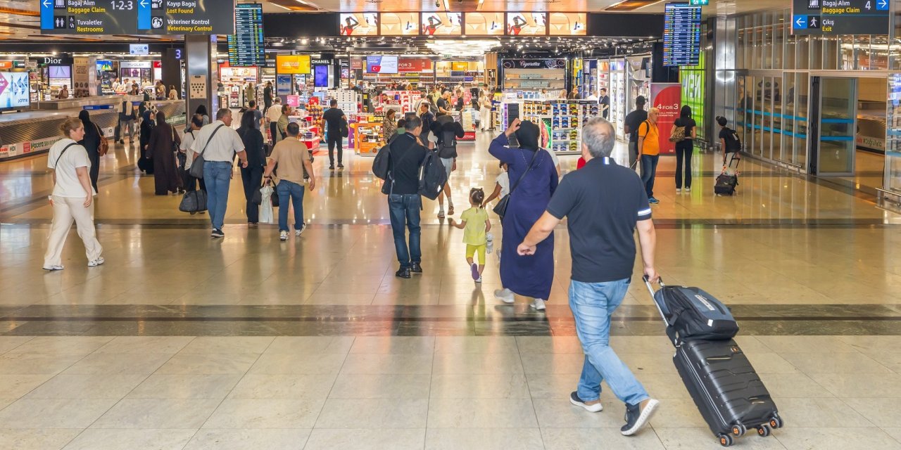 Sabiha Gökçen’den rekor: 894 uçuşla zirveye çıktı