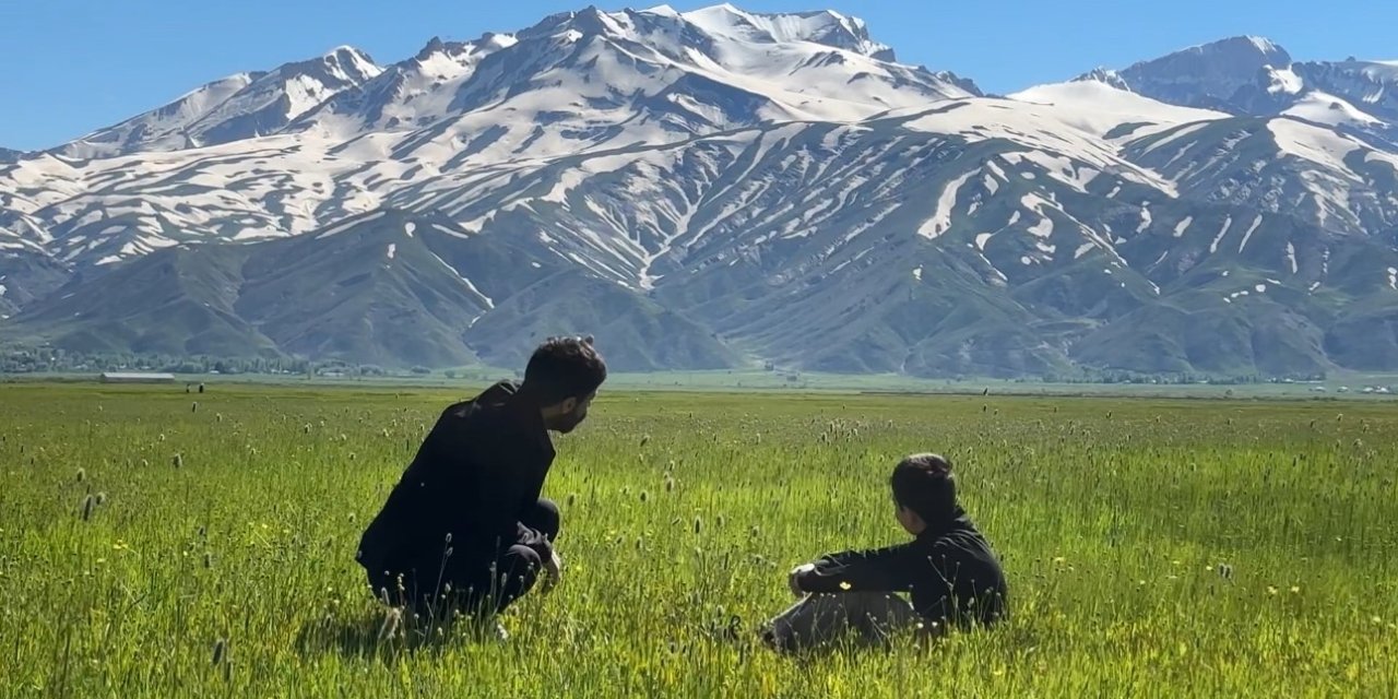 Yükseova’da iki mevsim bir arada