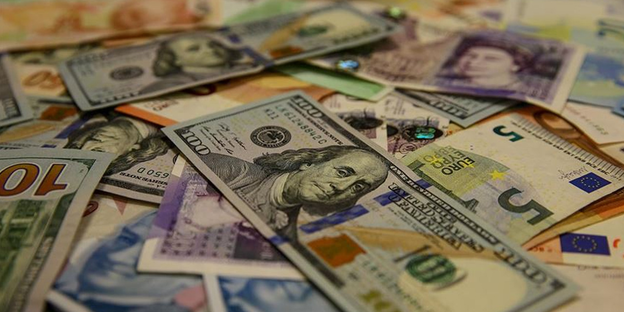 Piyasalarda yeni gün: Dolar yükseldi, euro geriledi