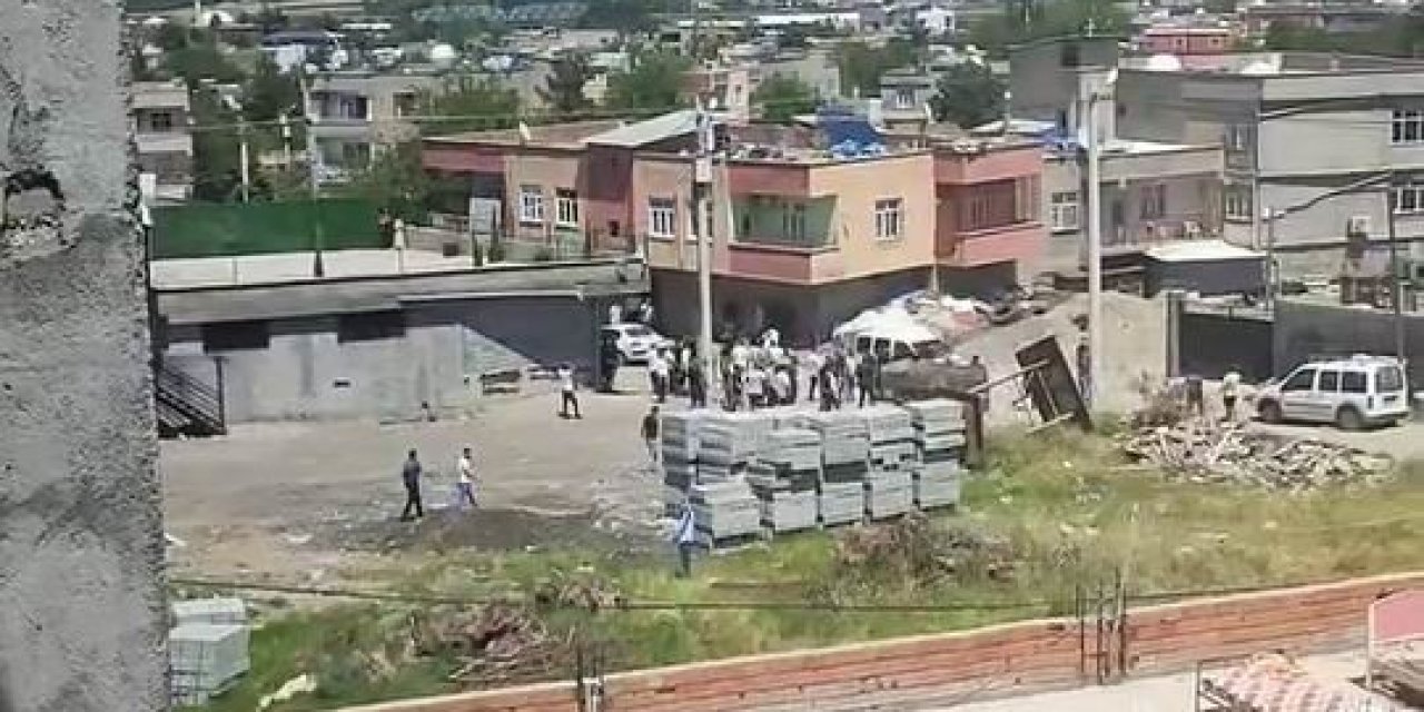 Diyarbakır'da iki grup arasında kavga: 4 yaralı