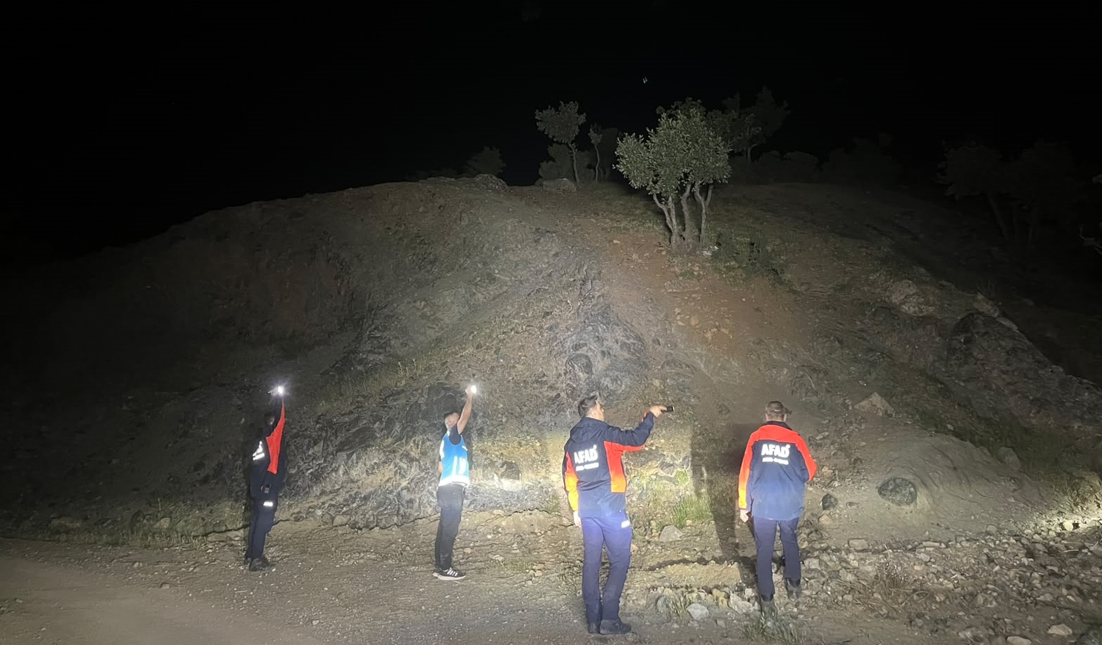 Siirt'te kayıp çobanın bulunması için çalışma başlatıldı