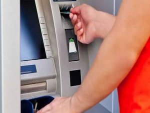 ATM dolandırıcısı polisi bile şaşırttı