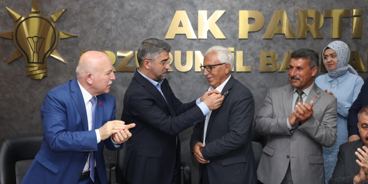 CHP'li meclis üyesi AK Parti'ye geçti