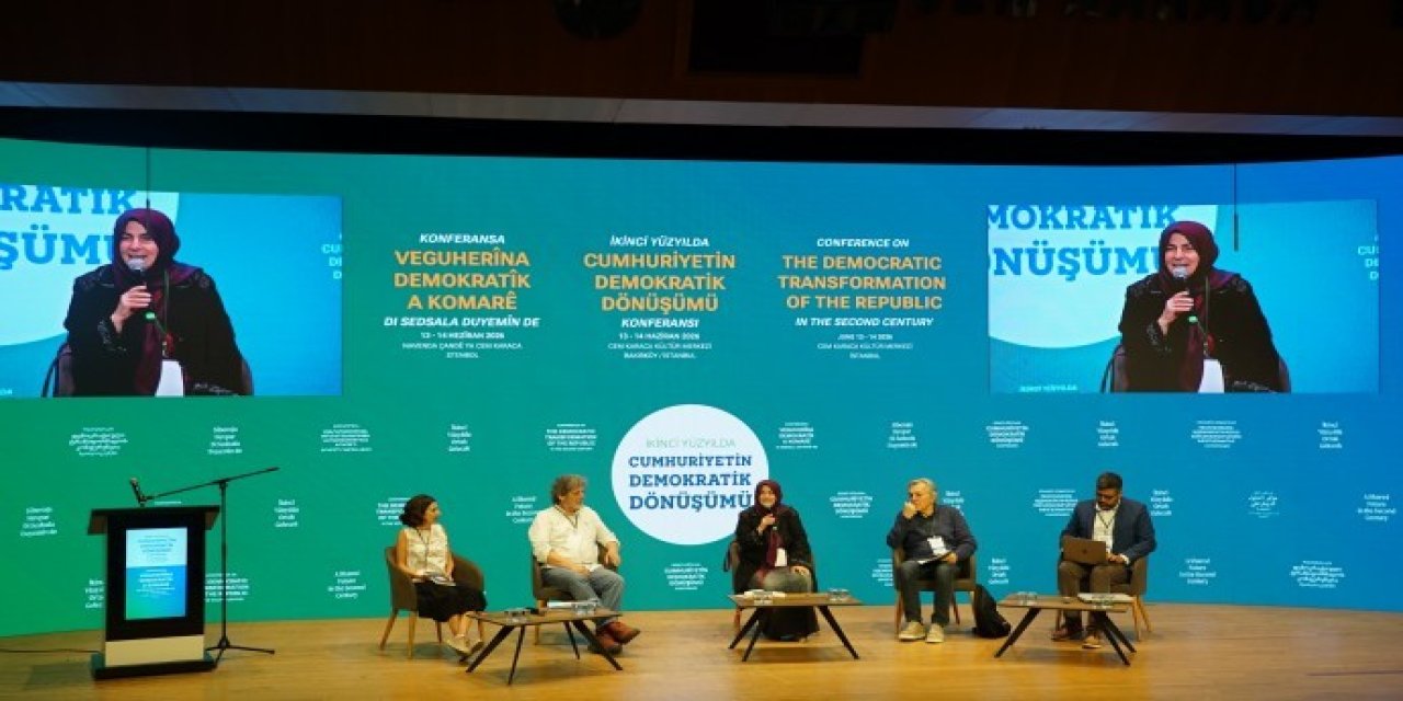 İstanbul’da Cumhuriyetin Demokratik Dönüşümü Konferansı