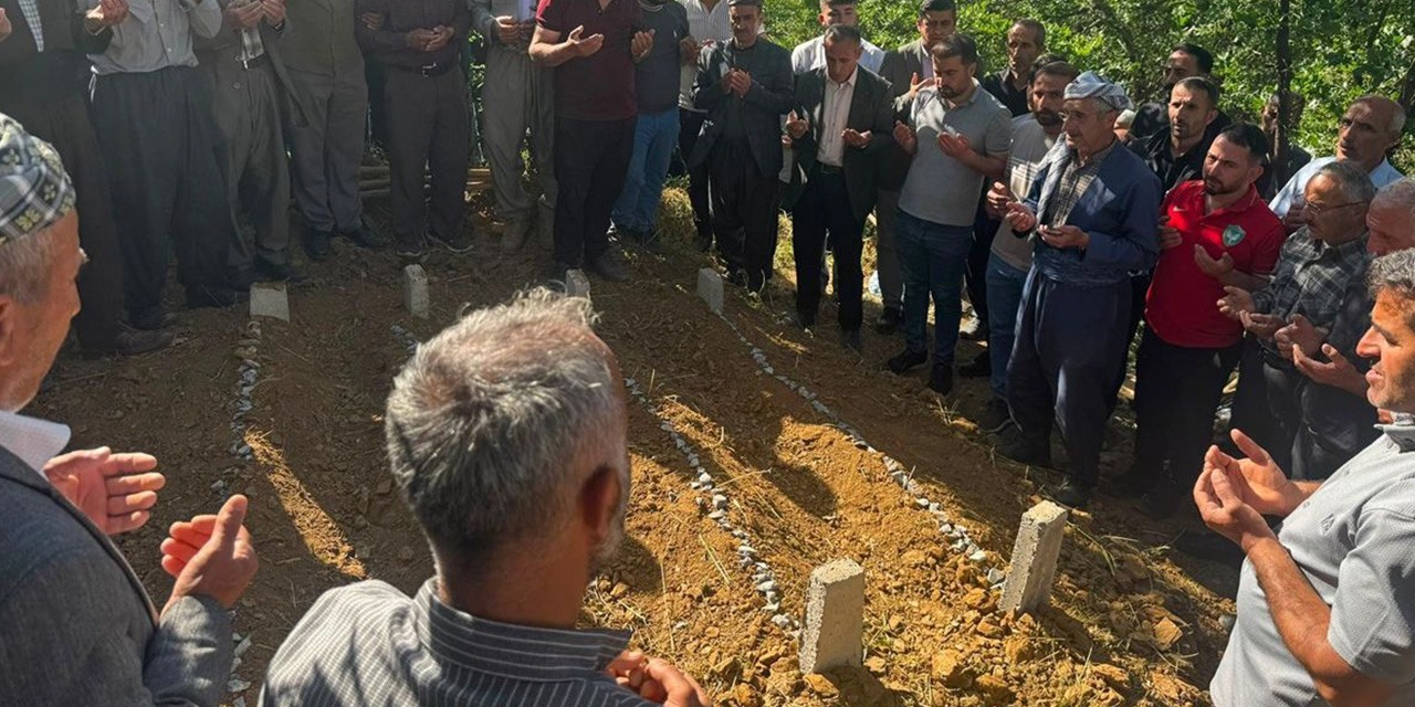 Uzman çavuşun katlettiği 4 kişi yan yana defnedildi