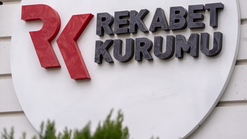 Otomotiv lastik üreticilerine 3,6 milyar lira rekabet cezası