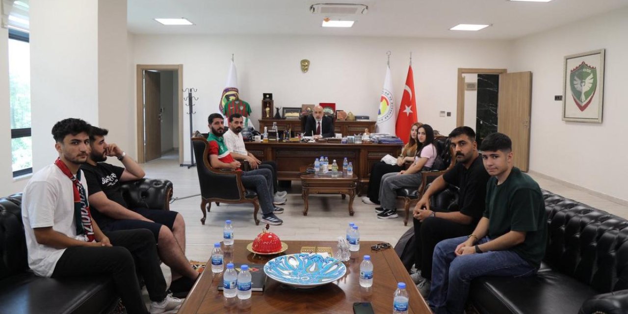 Amedspor taraftar gruplarından DTSO Başkanı Kaya'ya ziyaret