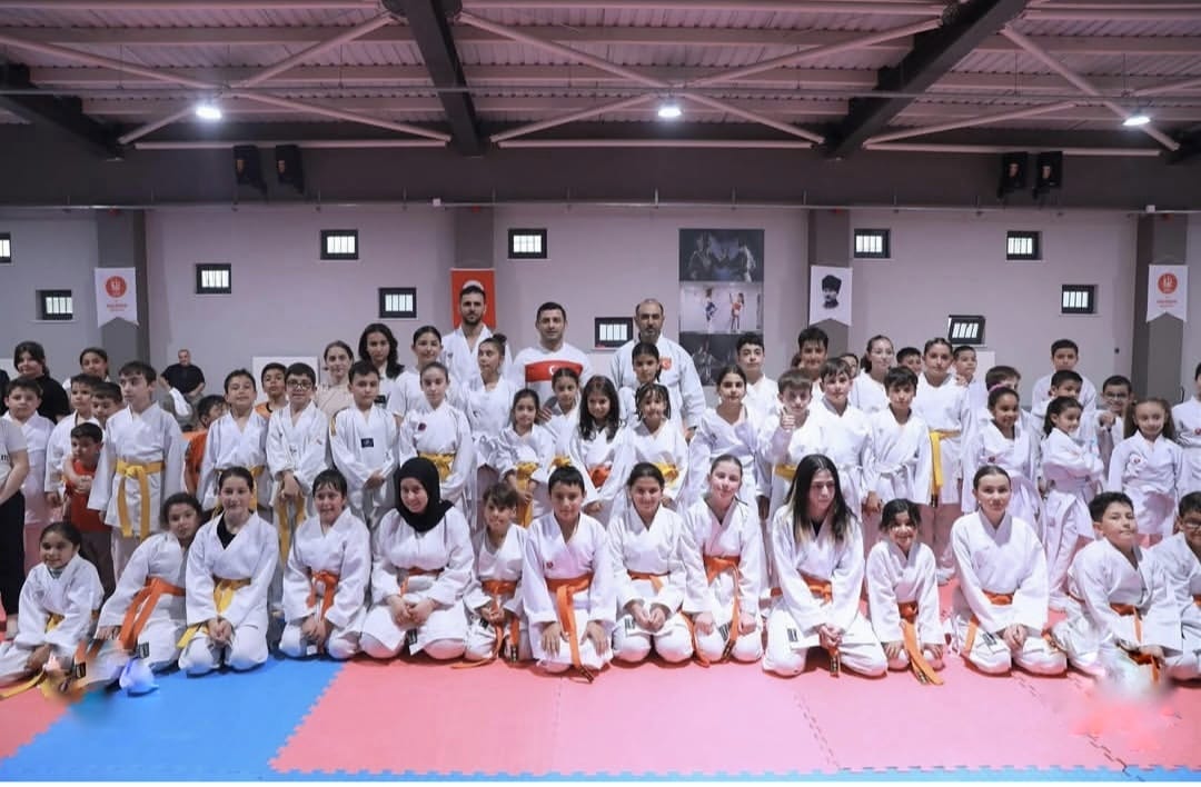 Keçiören’de karate kuşak sınavı heyecanı