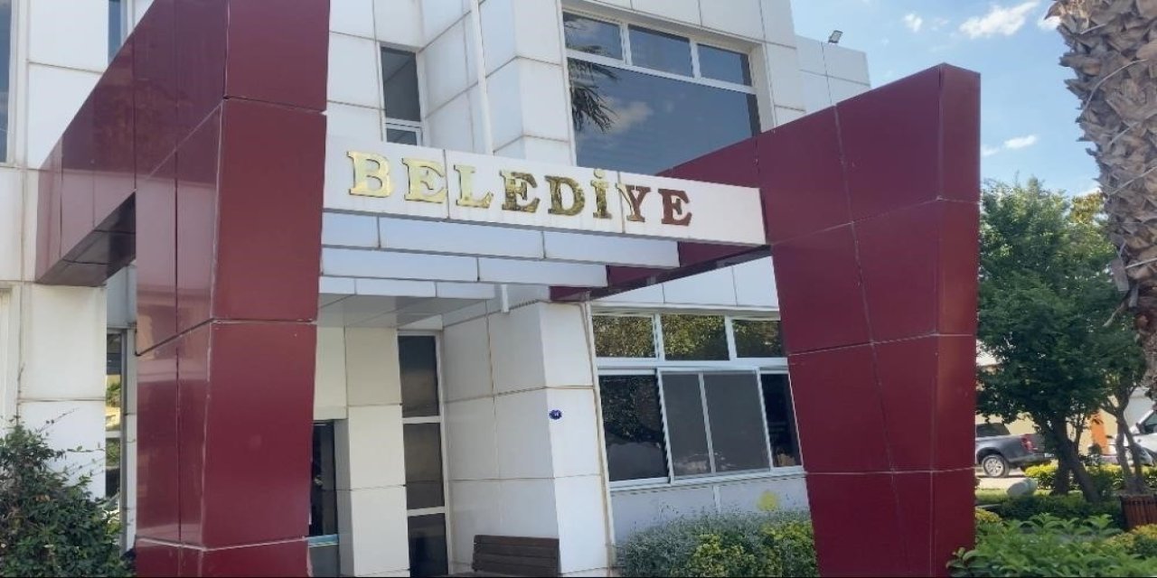 Seferihisar Belediyesi soruşturmasında 5 tutuklama