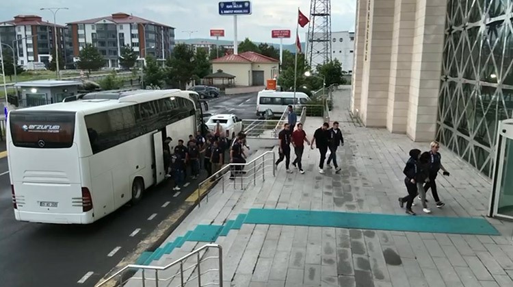 Kars'ta sahte iş tuzağına siber darbe: 21 tutuklama