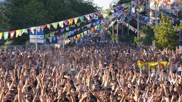 Özgürlük Mitingi'nde Abdullah Öcalan'ın Kadir İnanır mesajı okundu
