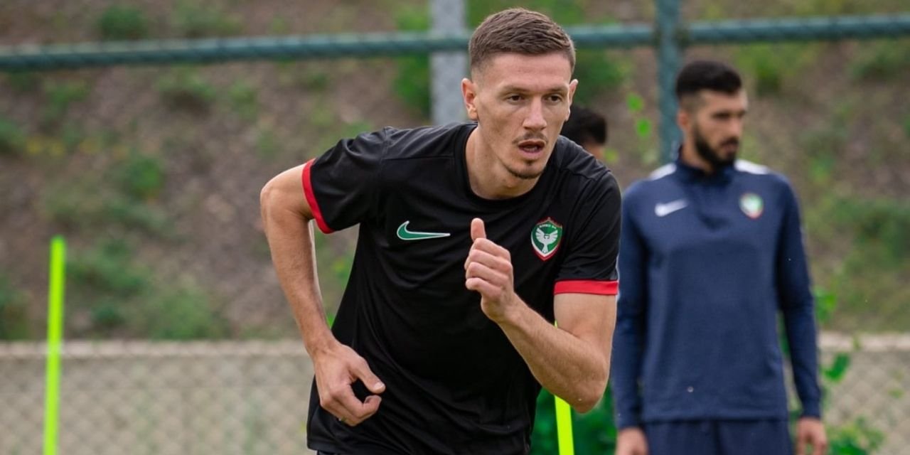 Amedspor'da Ermal Krasniqi: Bu formayı giymek büyük bir zevk
