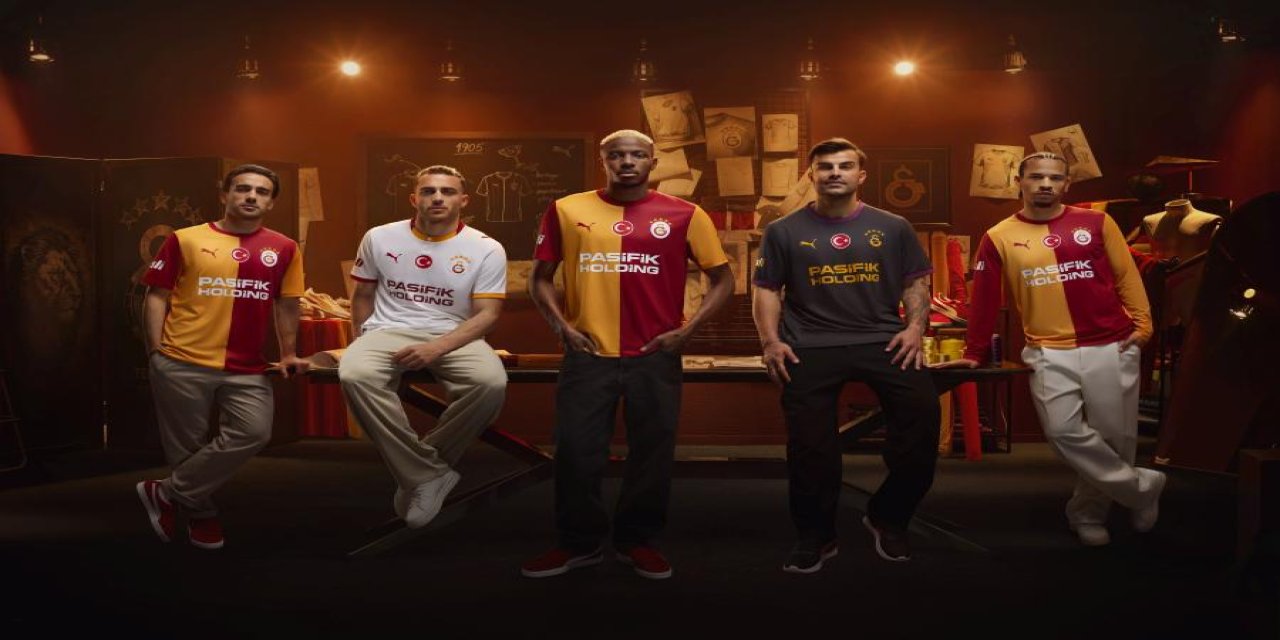 Galatasaray yeni sezon formalarını tanıttı