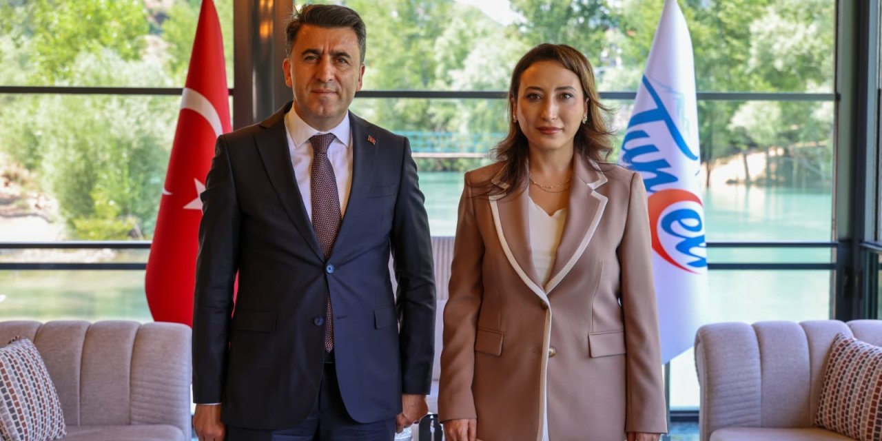 Tunceli'nin ilk kadın kaymakamı göreve başladı