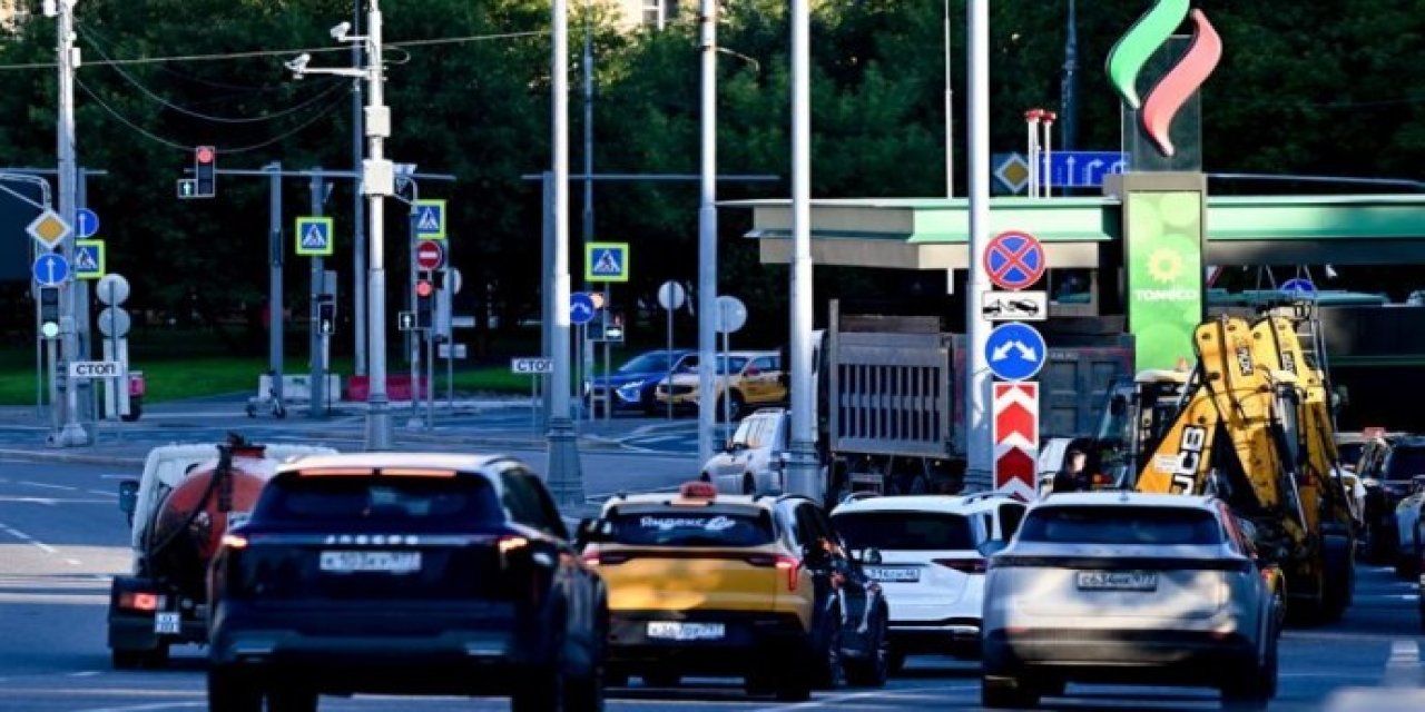 Rusya, dizel yakıt ihracatını yasakladı
