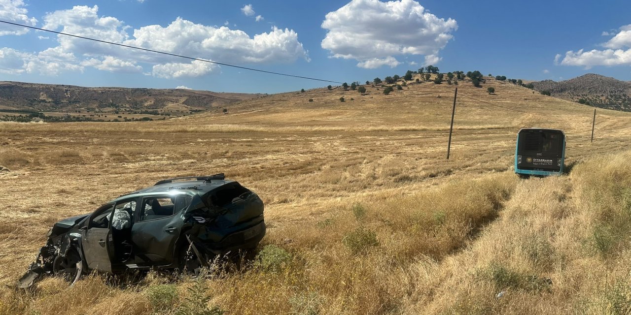 Diyarbakır’da çarpışmaktan kaçtılar ama kazadan kaçamadılar