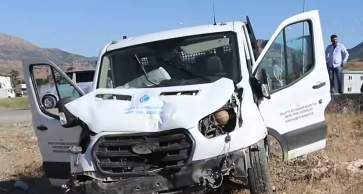Malatya'da trafik kazası: 3 yaralı