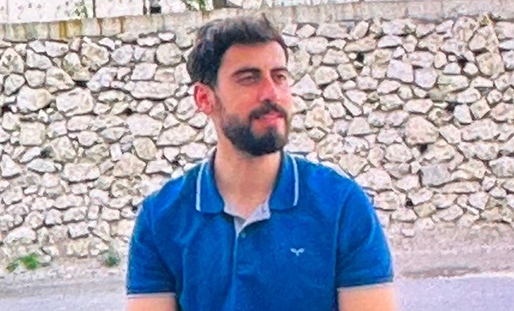 Hakkari’de bir genç evinde ölü bulundu