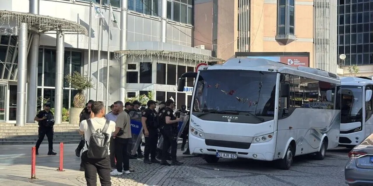 İzmit Belediye Başkanı Fatma Kaplan Hürriyet tutuklandı
