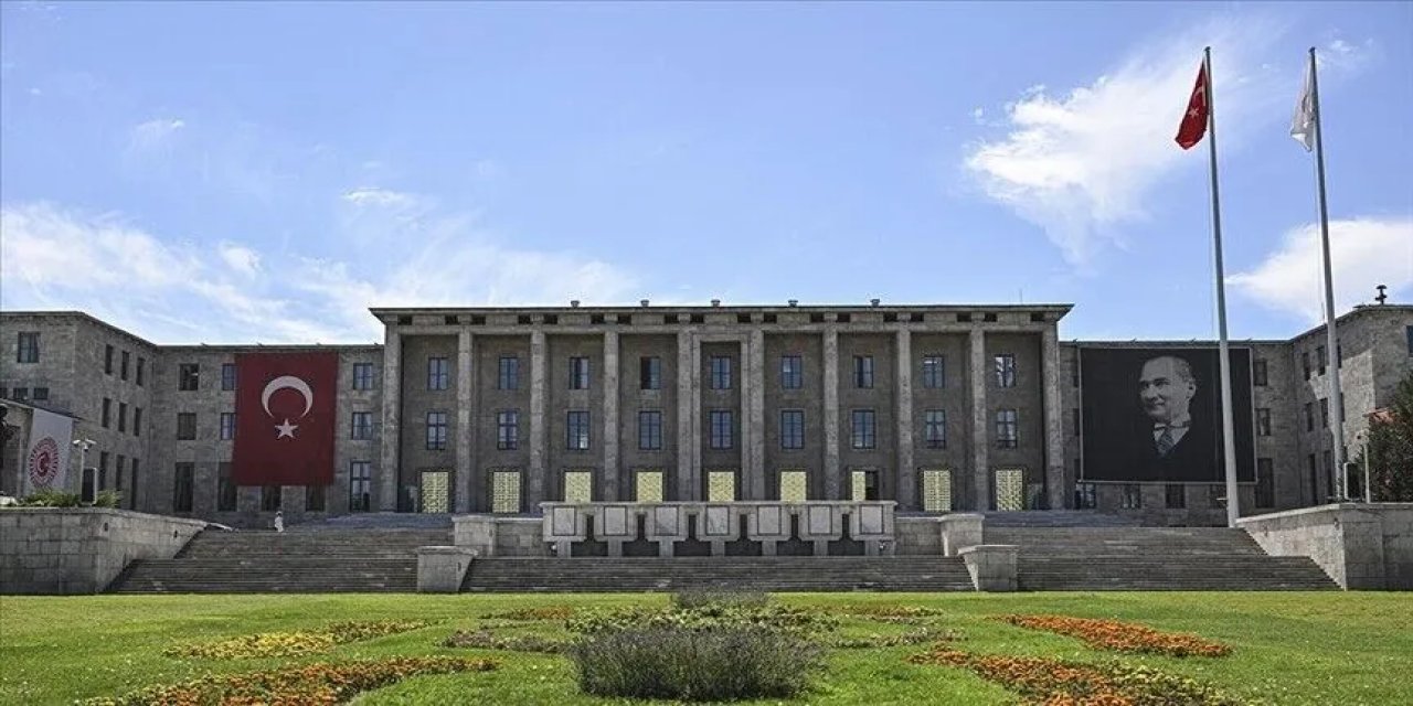 DEM Parti İmralı Heyeti AK Parti yetkilileriyle bir araya geldi