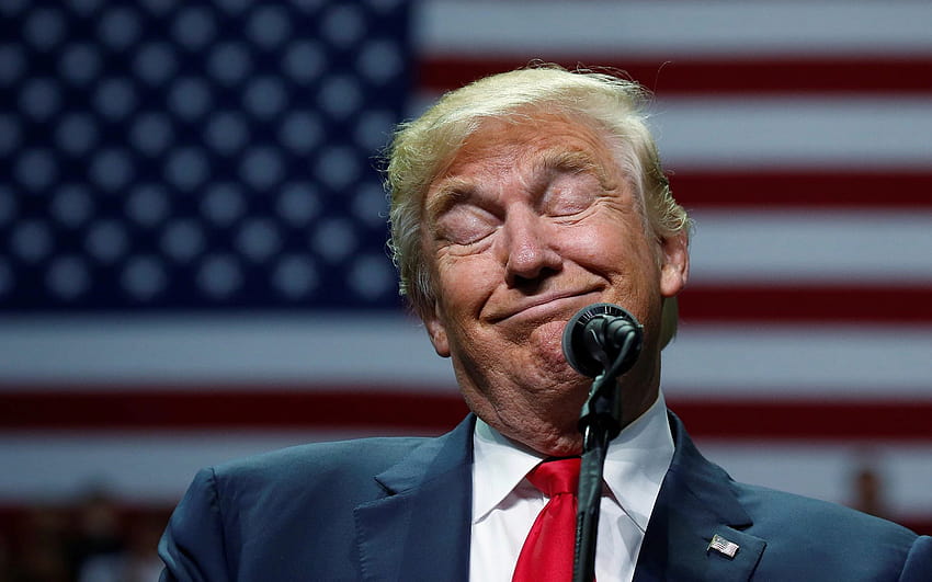 Trump, başkanlık seçimlerinde bir kez daha aday olacağını açıkladı