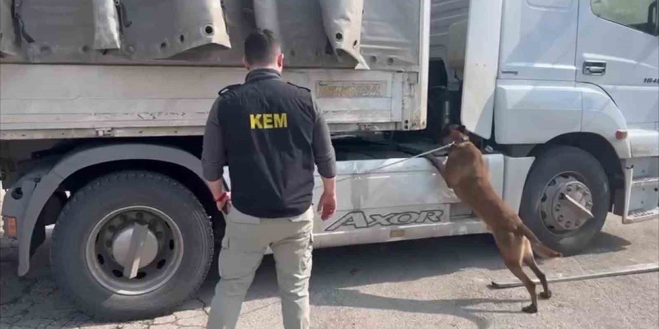 Şırnak’ta 90 kilo uyuşturucu ele geçirildi, 2 şüpheli tutuklandı