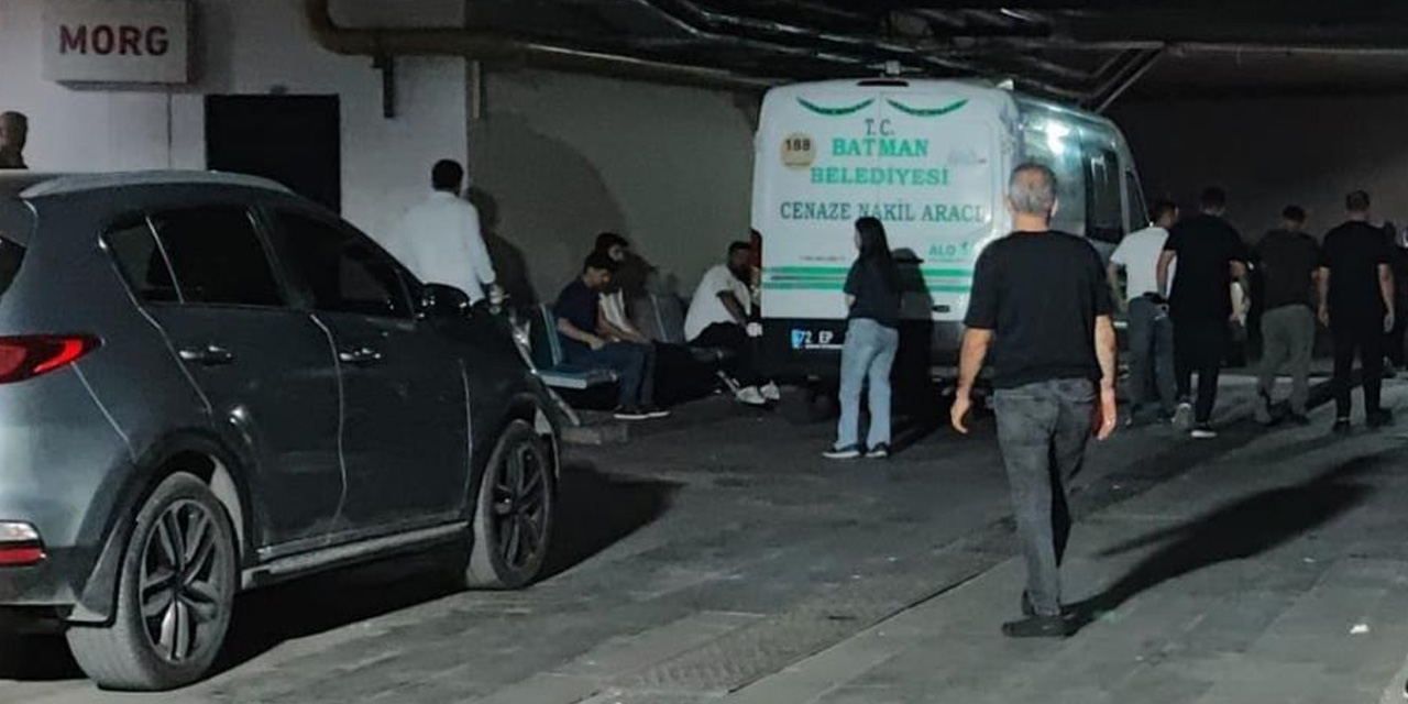Balkondan düşen bebek hayatını kaybetti