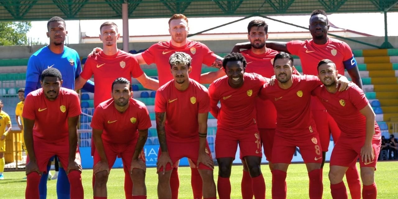 Amedspor Zakhospor hazırlık maçının muhtemel ilk 11'leri
