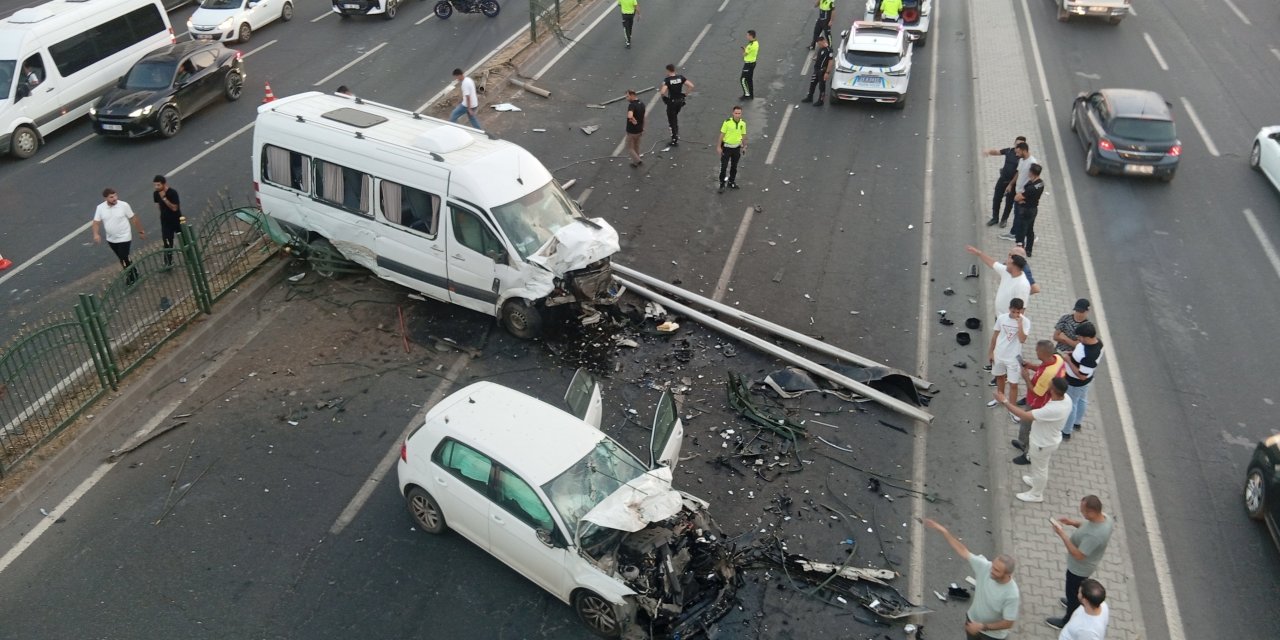Diyarbakır'da feci kaza: 3 yaralı