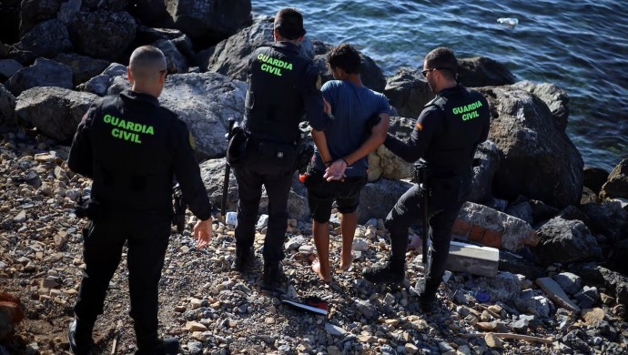 Fas’tan İspanya’ya geçmeye çalışırken ölenlerin sayısı 72’ye yükseldi