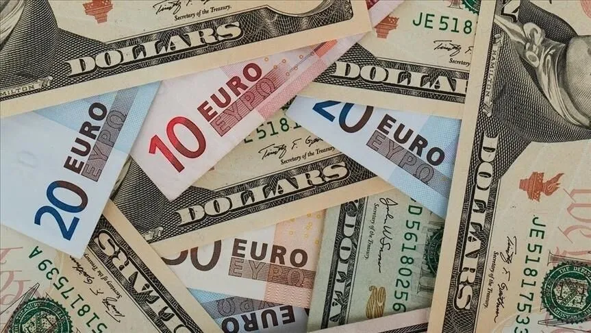 Dolar ve Euro güne nasıl başladı? İşte piyasada son durum