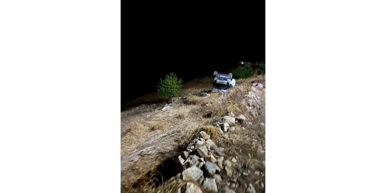 Minibüs şarampole yuvarlandı: 5 yaralı