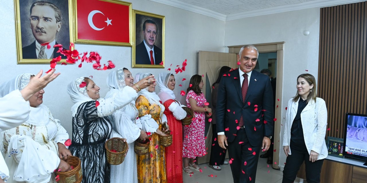 Bakan Ersoy Şırnak'ta
