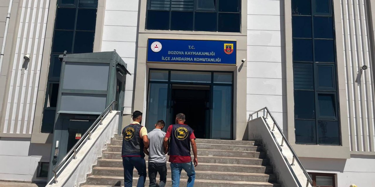 Hırsızlıktan aranan hükümlü yakalandı