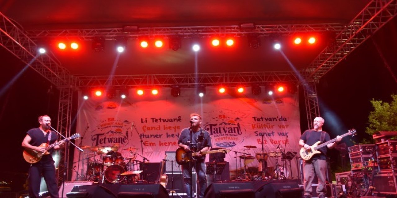 Tatvan'da festival coşkusu 6'ncı gününde de sürdü