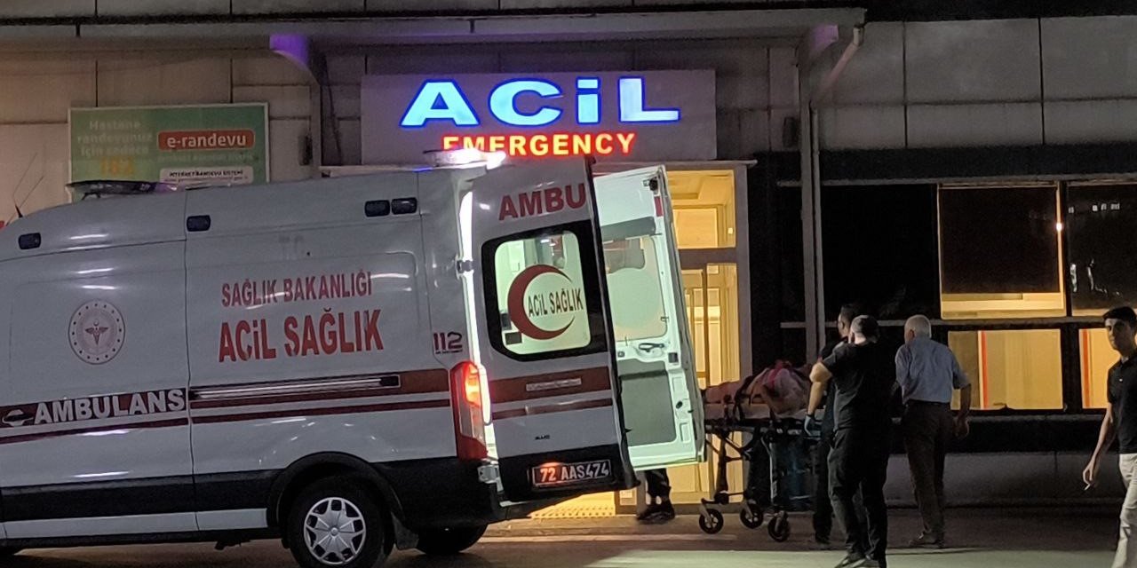 Batman'da tünel girişinde feci kaza: 12 kişi yaralandı