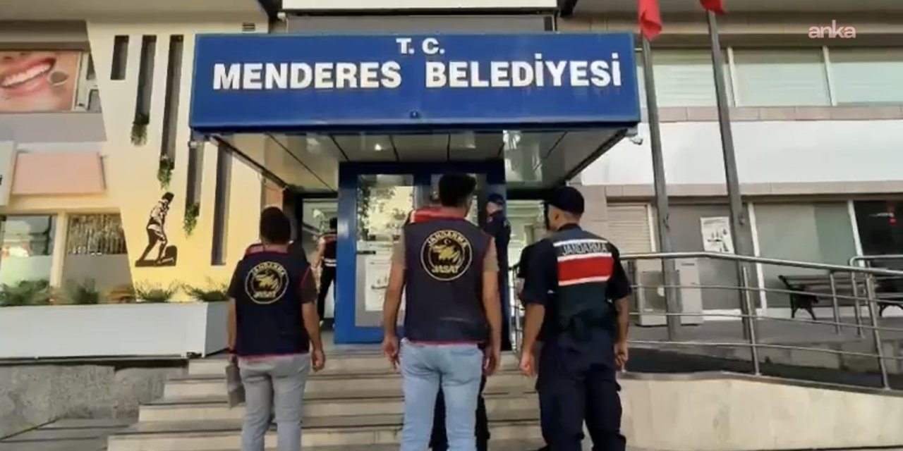 Menderes Belediyesi Belediye Başkanı İlkay Çiçek dahil 10 kişi tutuklandı