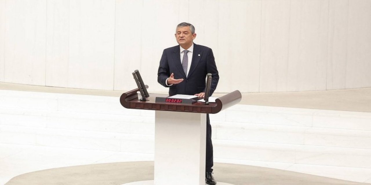 Özgür Özel: Yalnızca silahların susmasına değil, sözün özgürleşmesine talibiz